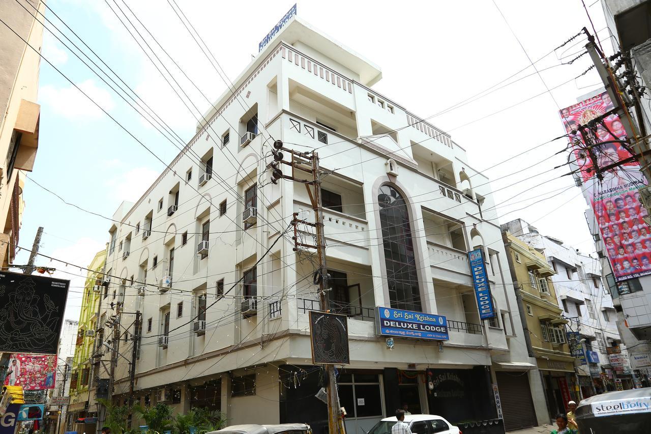 Sri Sai Krishna Deluxe Lodge Hyderabad Ngoại thất bức ảnh